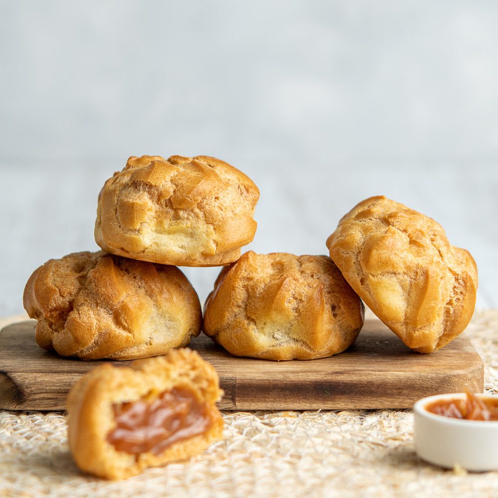 Repollas rellenas de arequipe, esponjosas y dulces